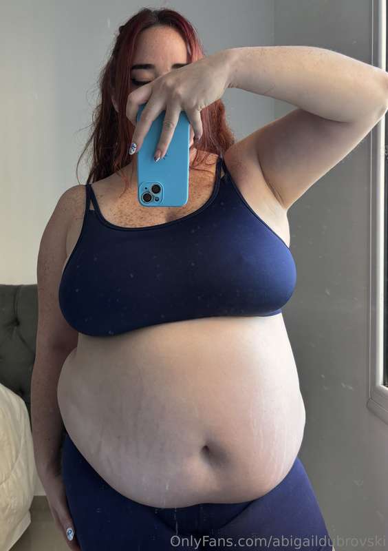 abigaildubrovski image #0