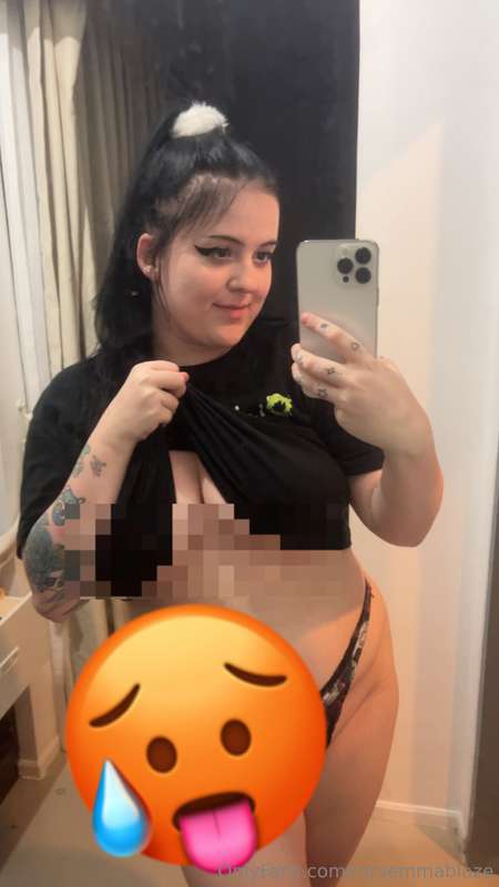 Tits? Ass? Pussy? What are you playing with first?😘🙈👀 limite..