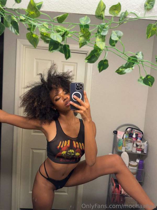 mochaanae