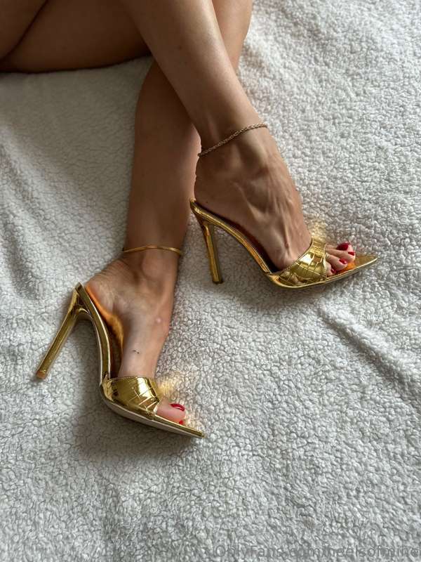heelsofmine image #0