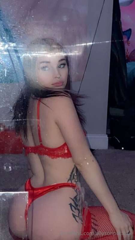 allysonvip image #0