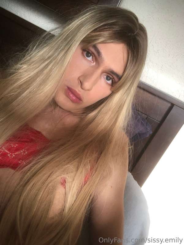 sissy.emily