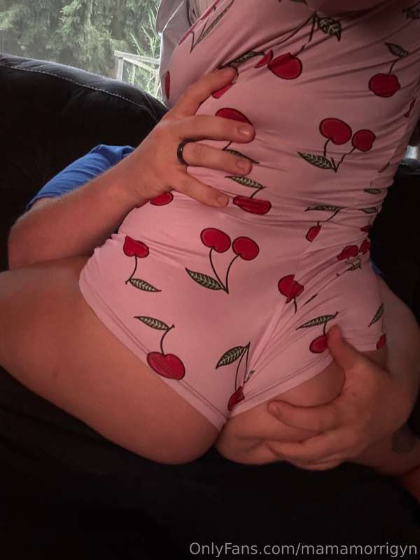 mamamorrigyn image #0