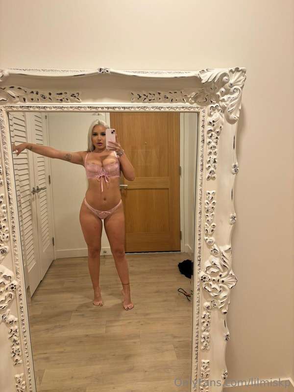 I'm missing your cock in between my huge TITIES! 😍😈