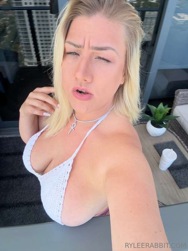 😋What kind of dirty fun are we getting into 