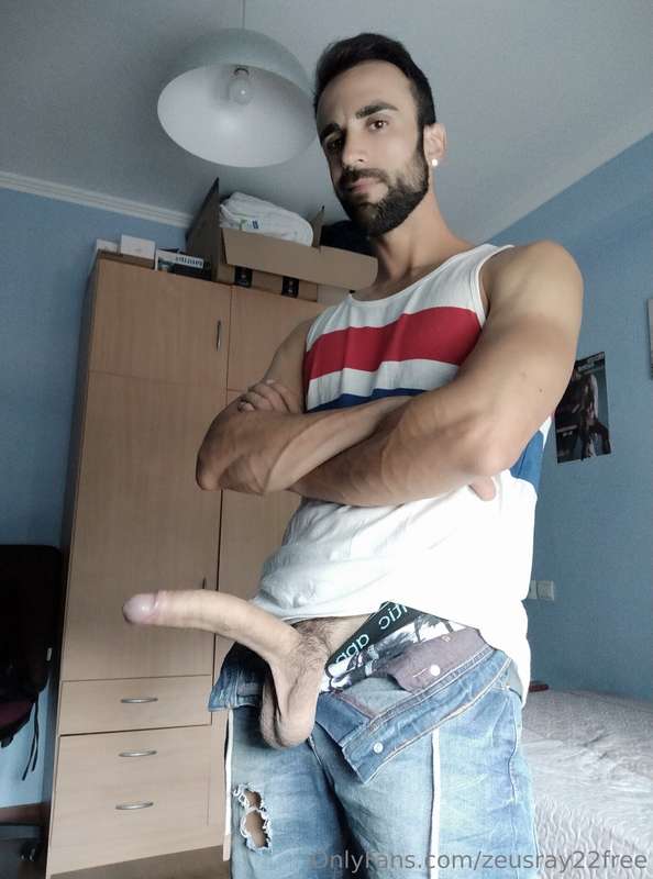 Wanna taste my big cock? 🤔🍆😏