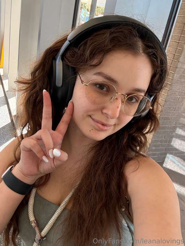 I hope you're having a fun week so far! Tell me all about it..