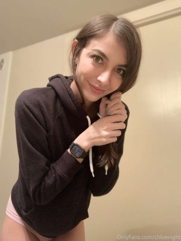 chloenight image #1