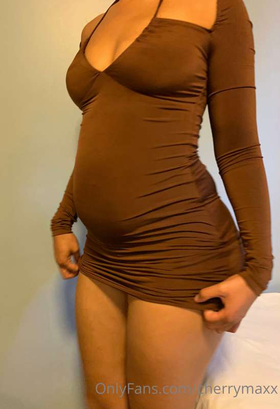 Have you guys missed me? Looking as chubby as ever… 💋😈
