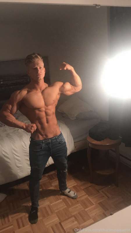 Shredded or what 💦🍌