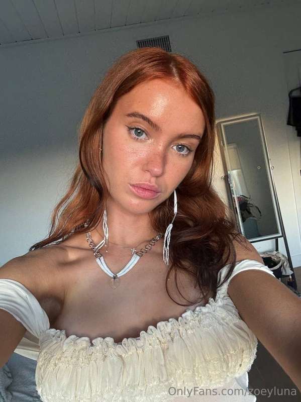 zoeyluna