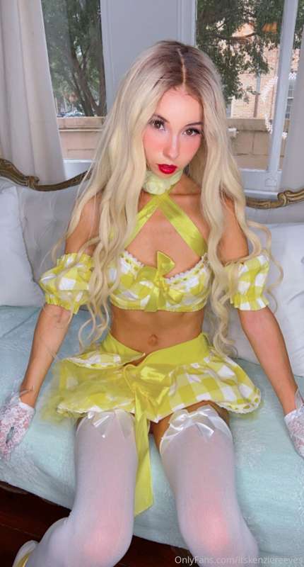 Photo 54 de Kenzie Reeves sur Tocromo