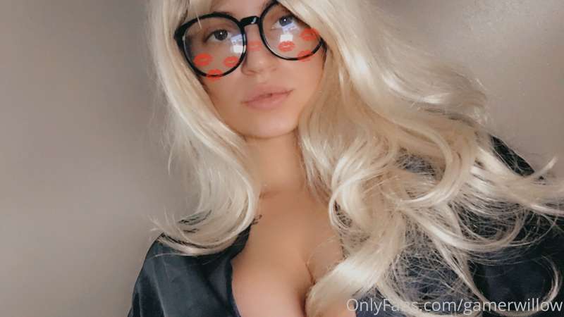 I hope everyone is having an amazing night 😈
Check your DMs!..