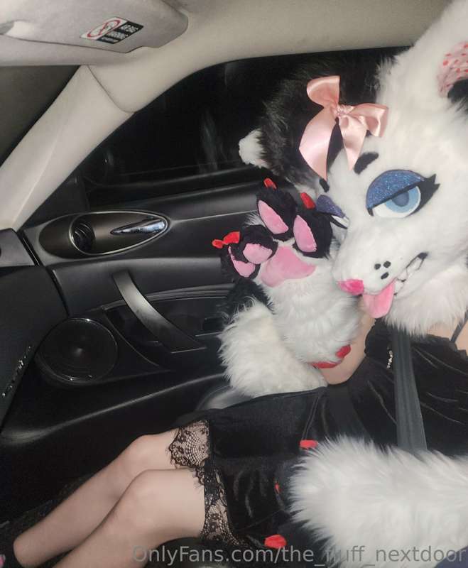 Well, i learned fast cars make me horny 😳😳🥵🥵