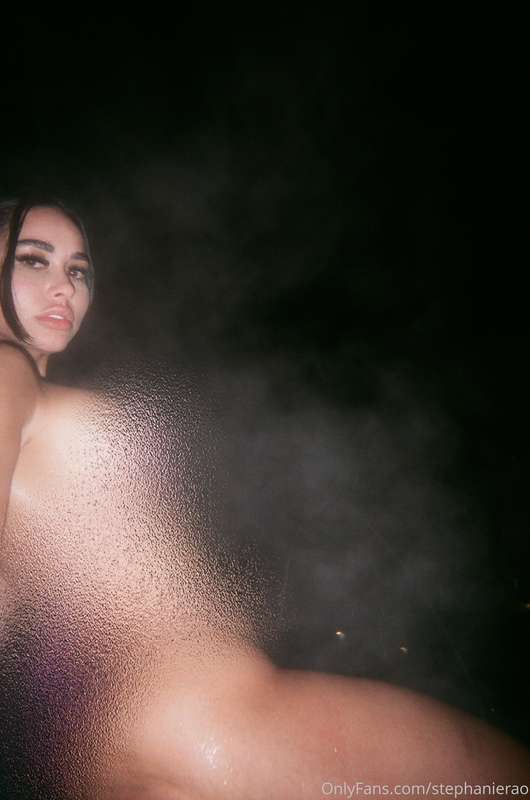 Hot tub sessions 🔥
