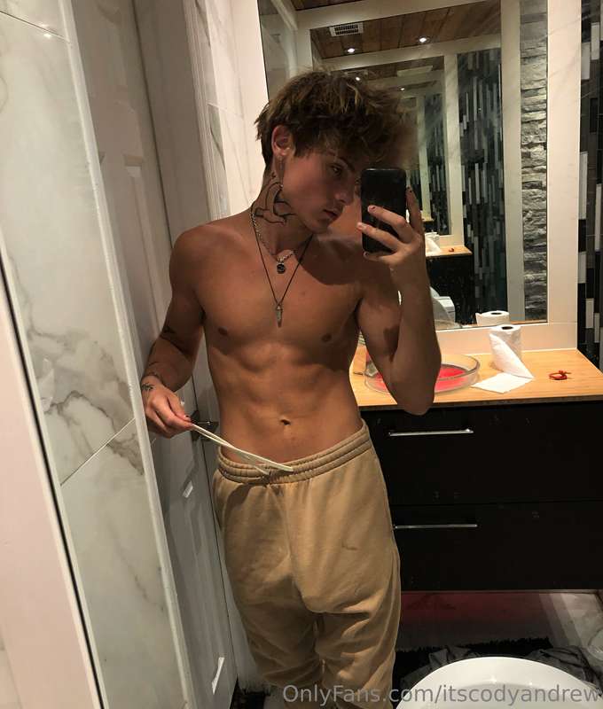 The photo that made me blow up on OF😈🍆