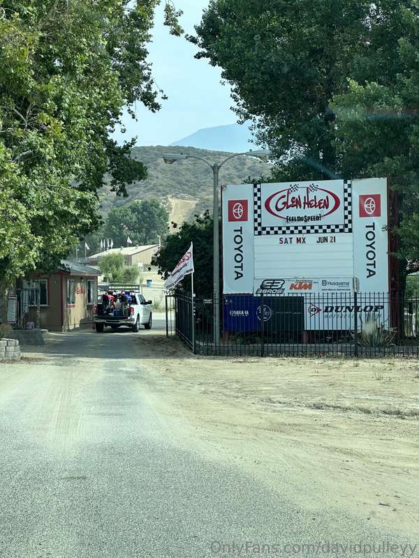 Glen Helen on a Tuesday 🙌🏾