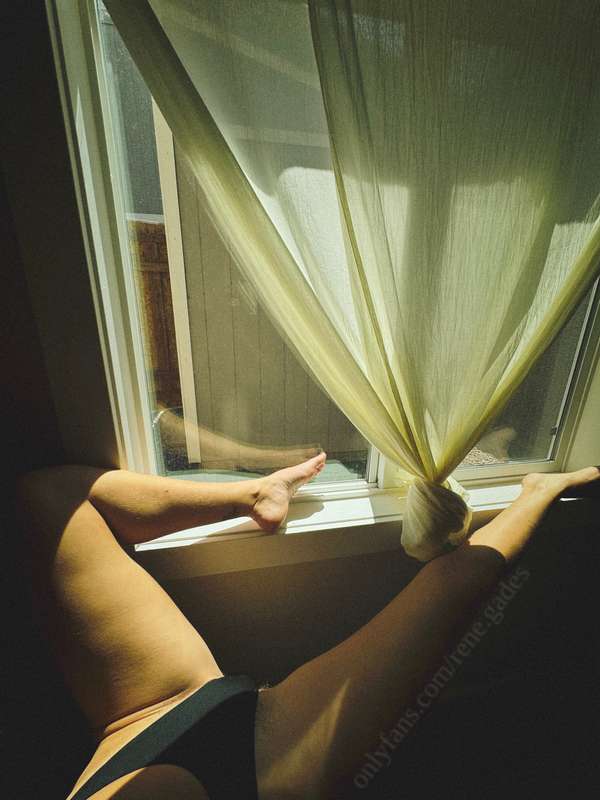 a slut for the sun and the sun only 