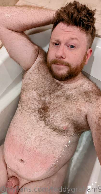 Just being a naked boi on vacay