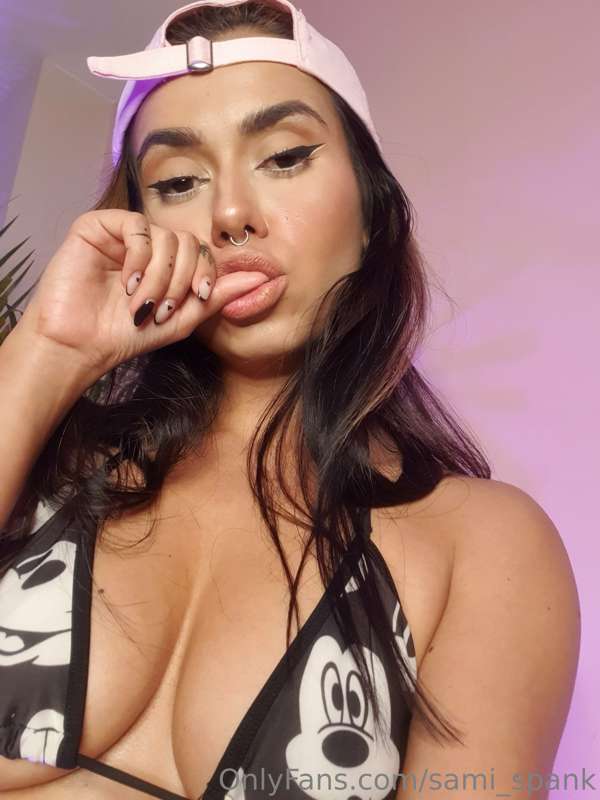 sami_spank