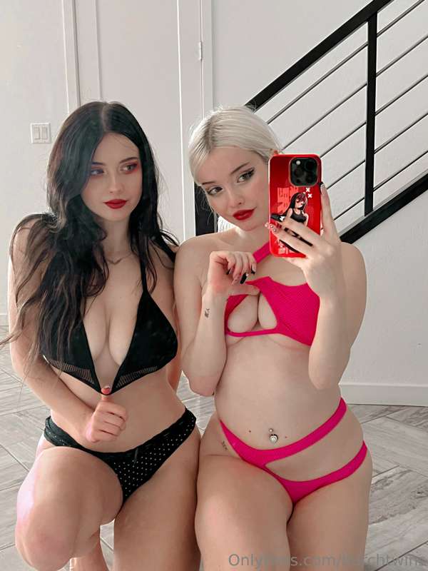 burchtwins photo