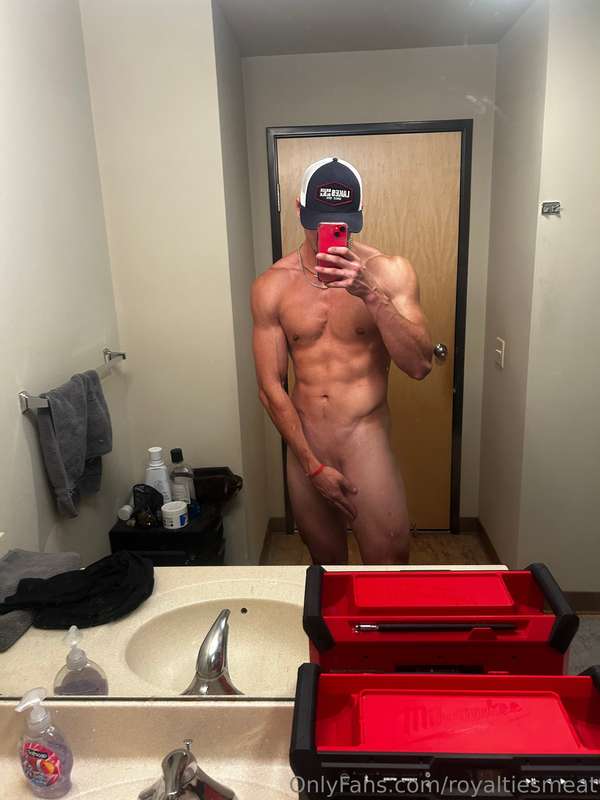 royaltiesmeat