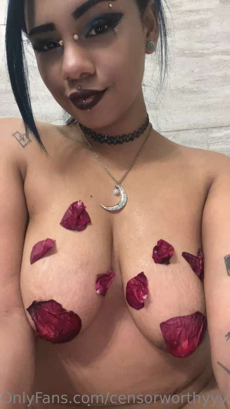 censorworthyyy image #1