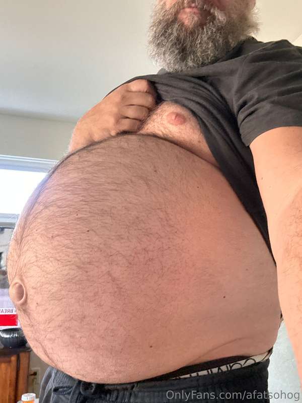 Seeing myself in this light makes my cock swell too!