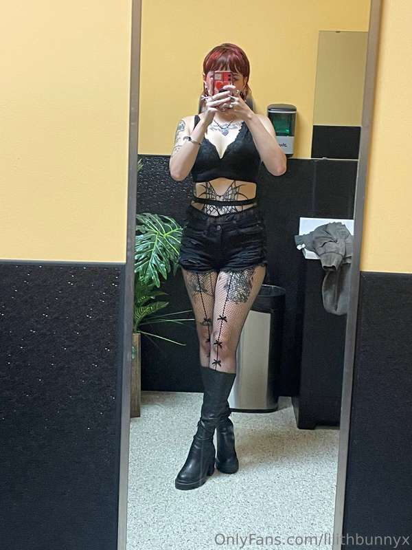 lilithbunnyx