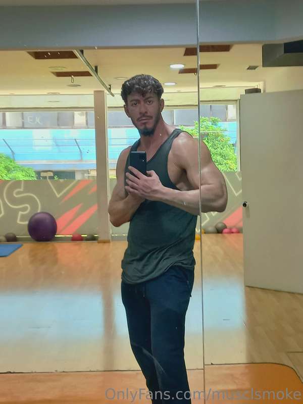 musclsmoke image #3