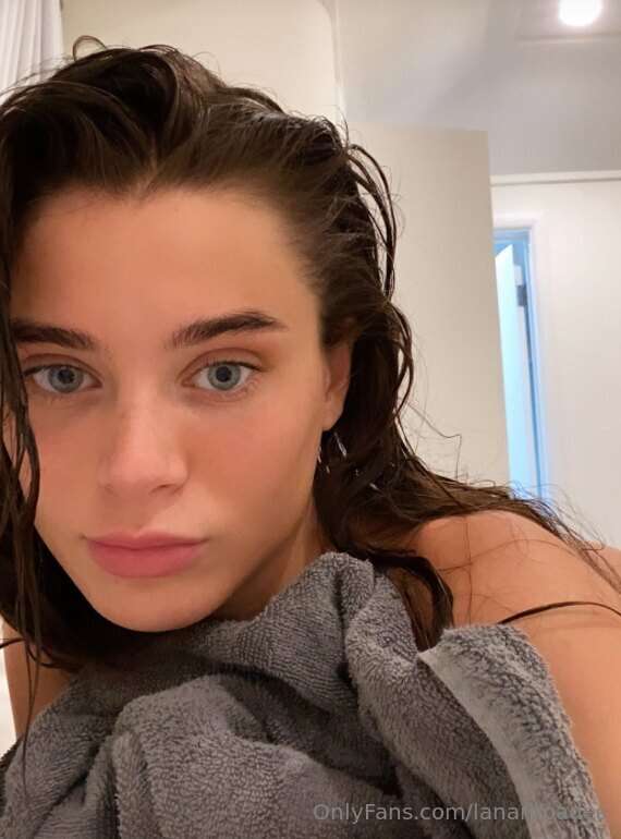 Foto 328 de Lana Rhoades en Tocromo