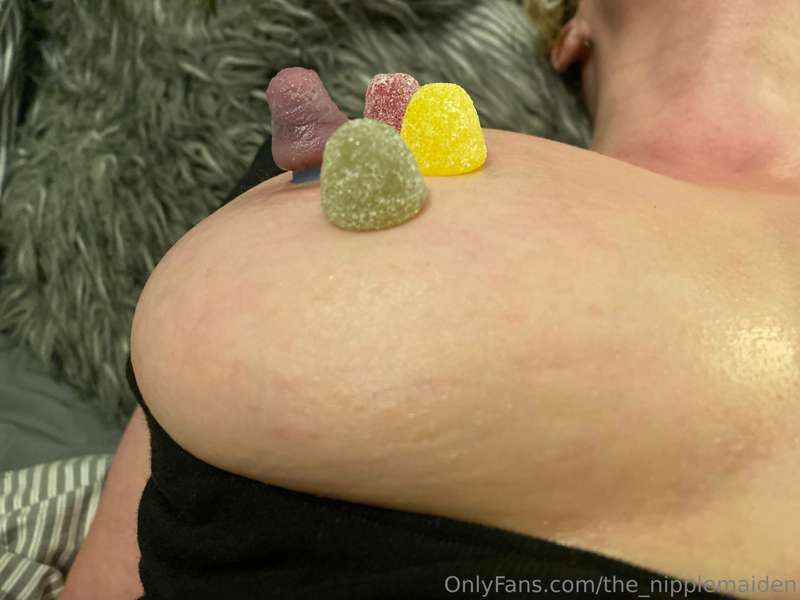 the_nipplemaiden image #19