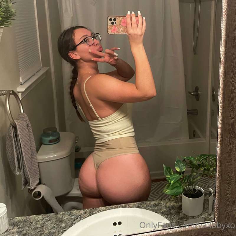 Did u even notice the glasses? 😂