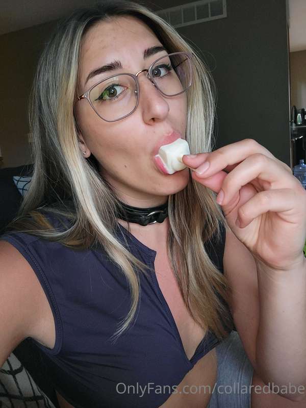 collaredbabe image #1