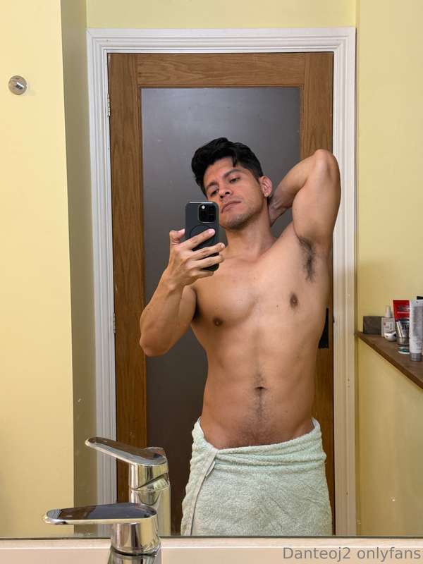 Armpits :D good Monday guys! 