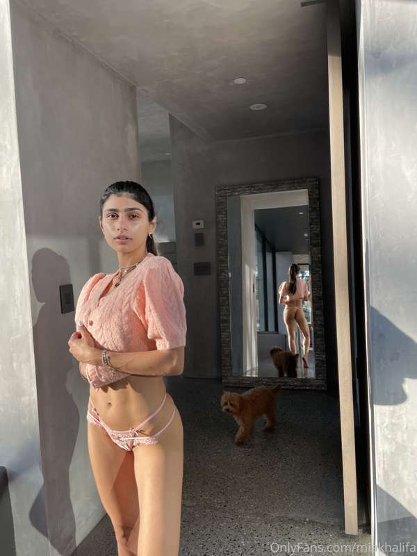 Foto 632 de Mia Khalifa en Tocromo