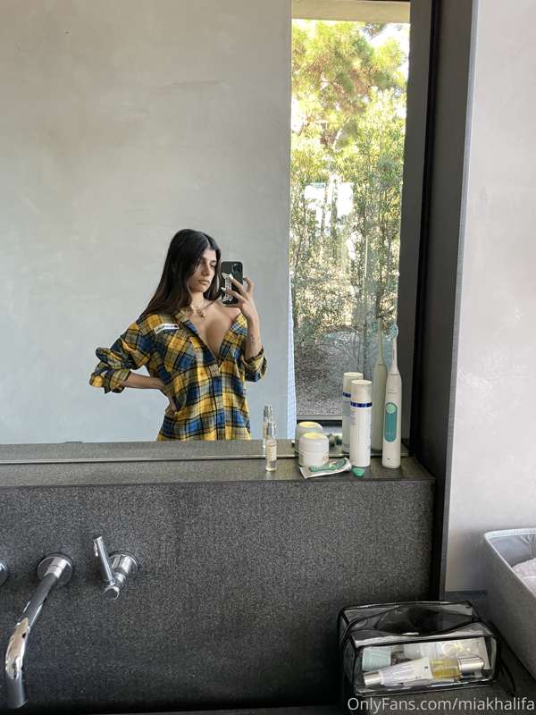 Foto 117 de Mia Khalifa en Tocromo