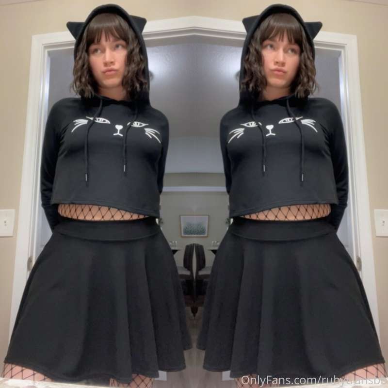what would u do with 2 of me?✨