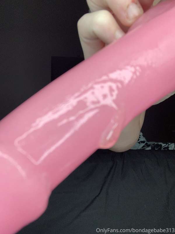 How did this happen? 🙈🙊 Unlock to find out what makes me cum..