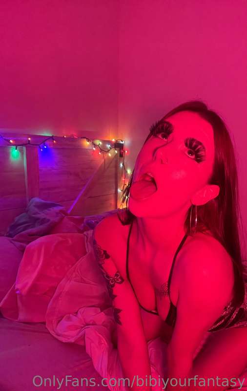 👅