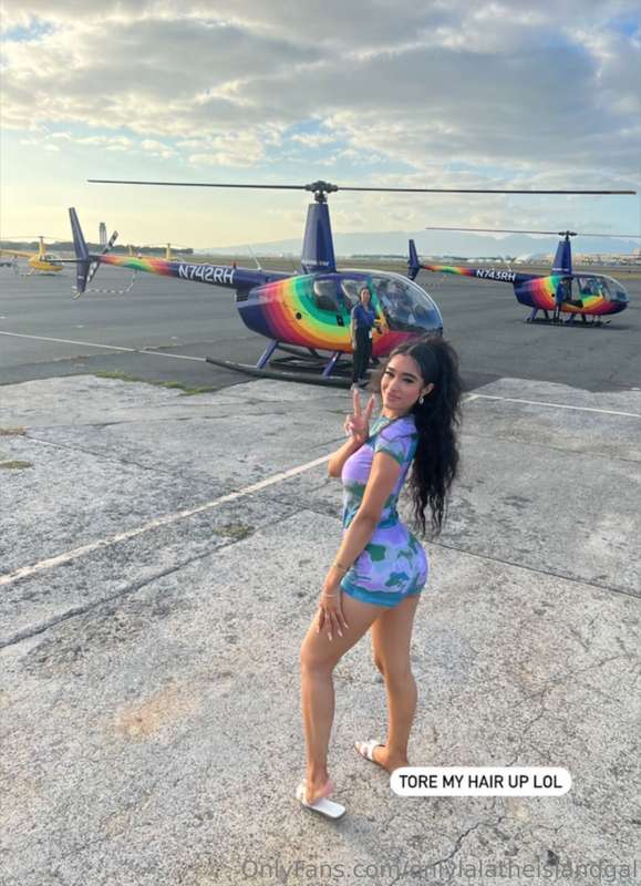 onlylalatheislandgal