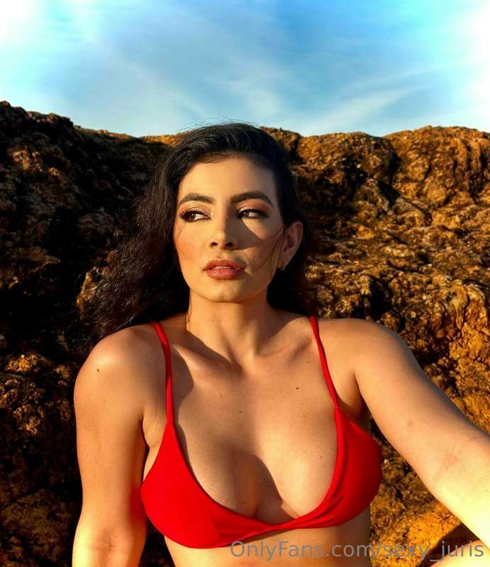 Do you like how BIG 😲🤯 the view is? 🤭🐭🍒