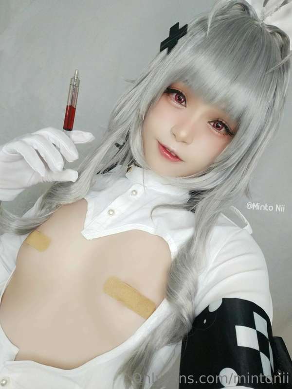 Next photo set coming soon. ❤️💉💉❤️