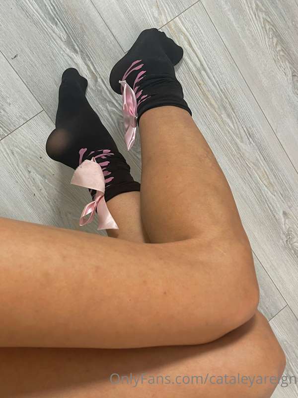 Socks or heels? Pick your favorite baby 🧐