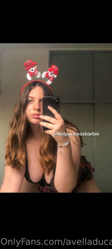❣𝙒𝙖𝙣𝙩𝙞𝙣𝙜 𝙩𝙤 𝙣𝙪𝙩 𝙩𝙤 𝙨𝙤𝙢𝙚 𝙝𝙤𝙩 𝙥𝙤𝙧𝙣?🥜💦 @hotprincessbarbie 𝐣𝐮𝐬𝐭 ..