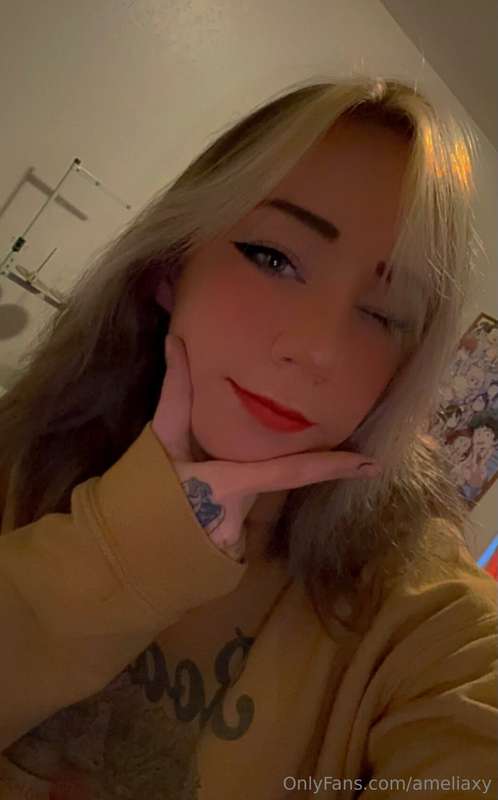 For my next solo video should I do another pussy play, or bl..
