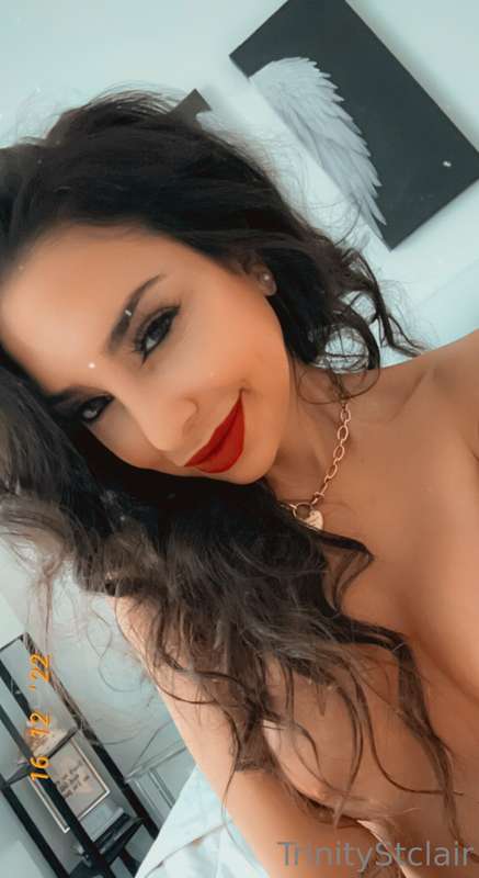 DM me and tell me if you want to see my naughtiest BG, GG, S..