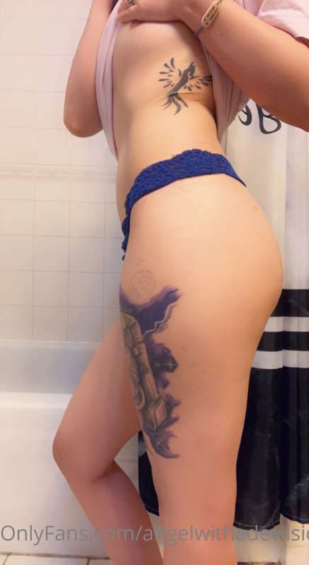 angelwithadevilside