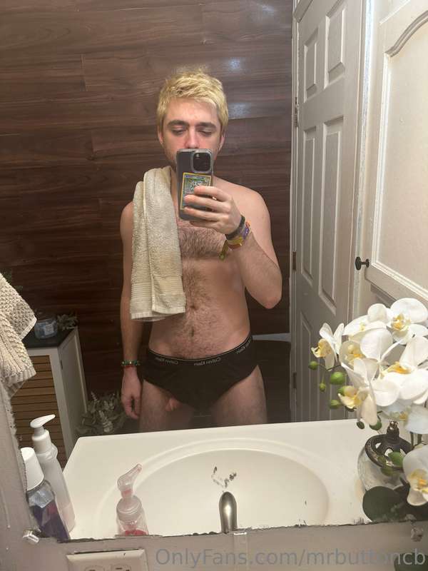 mrbuttoncb image #1