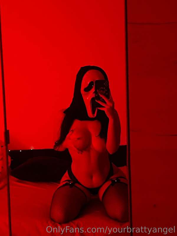 yourbrattyangel